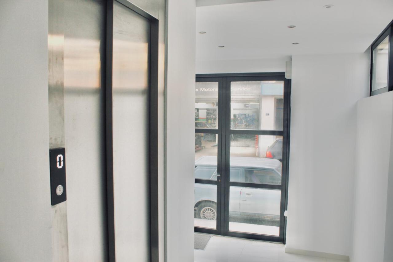 Navitas House Athena Bagian luar foto