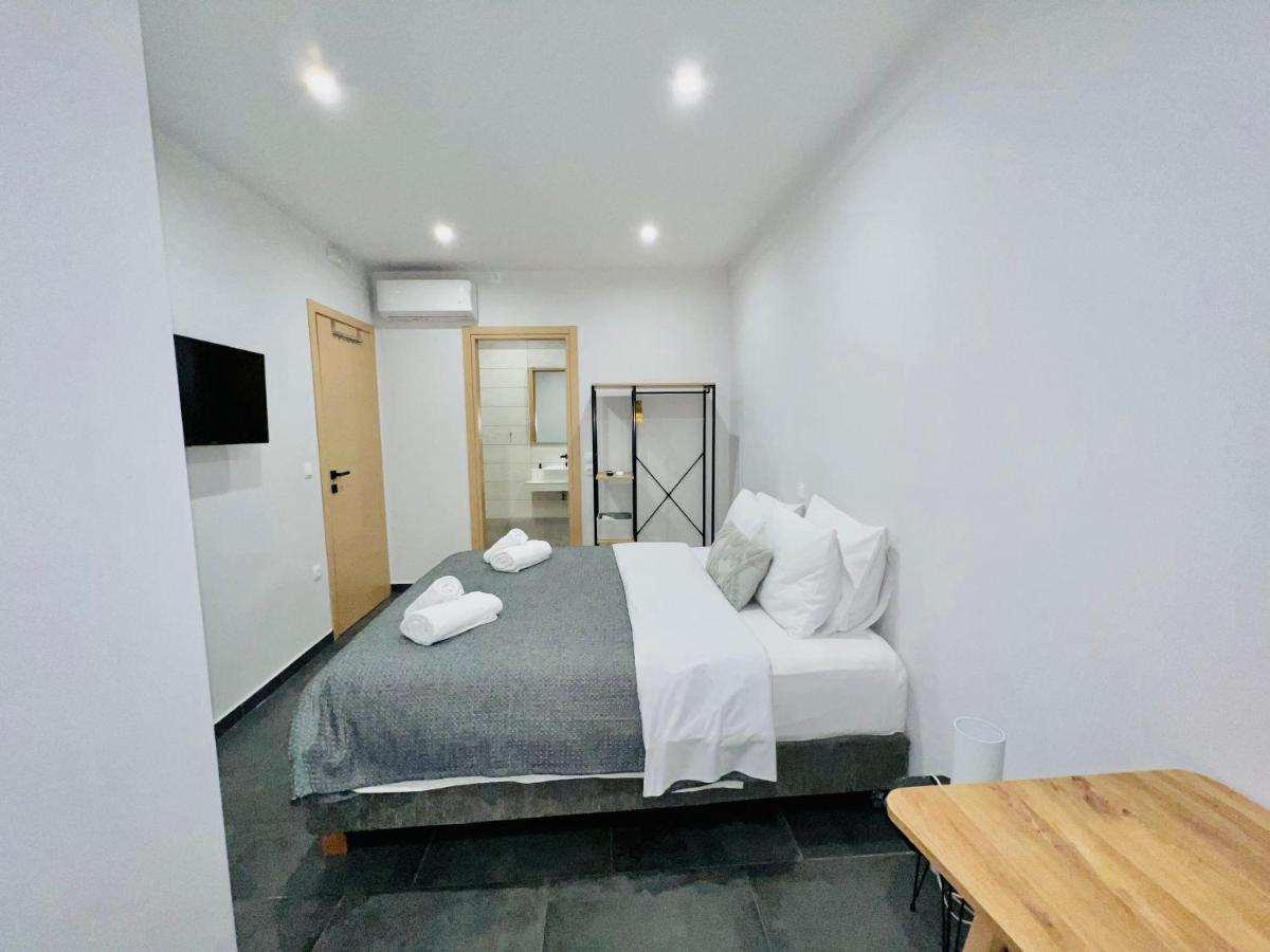 Navitas House Athena Bagian luar foto