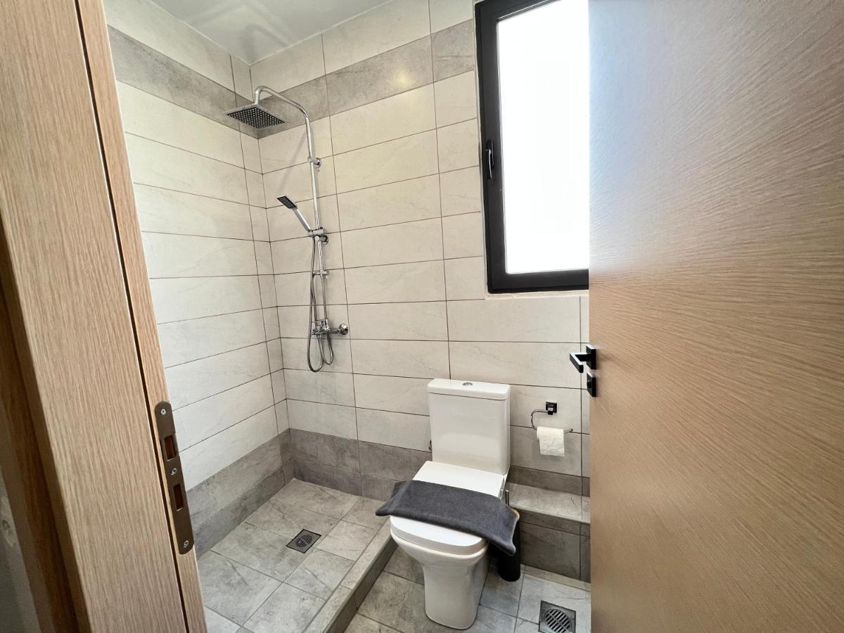 Navitas House Athena Bagian luar foto